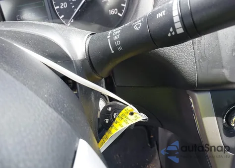 2015 Nissan Sentra S z USA, uszkodzony, nr VIN 3N1AB7AP3FY330557